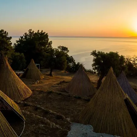 Campsite Aphrodite Family Eco