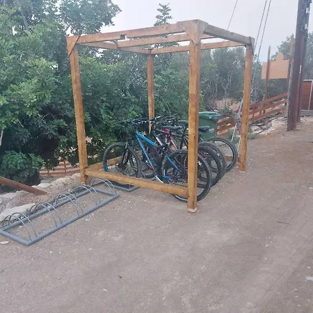 مكان تخييم Aphrodite Family Eco *