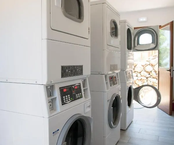 キャンプ場 Aphrodite Family Eco ネオ・チョリオ