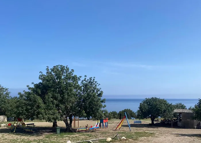 Aphrodite Family Eco